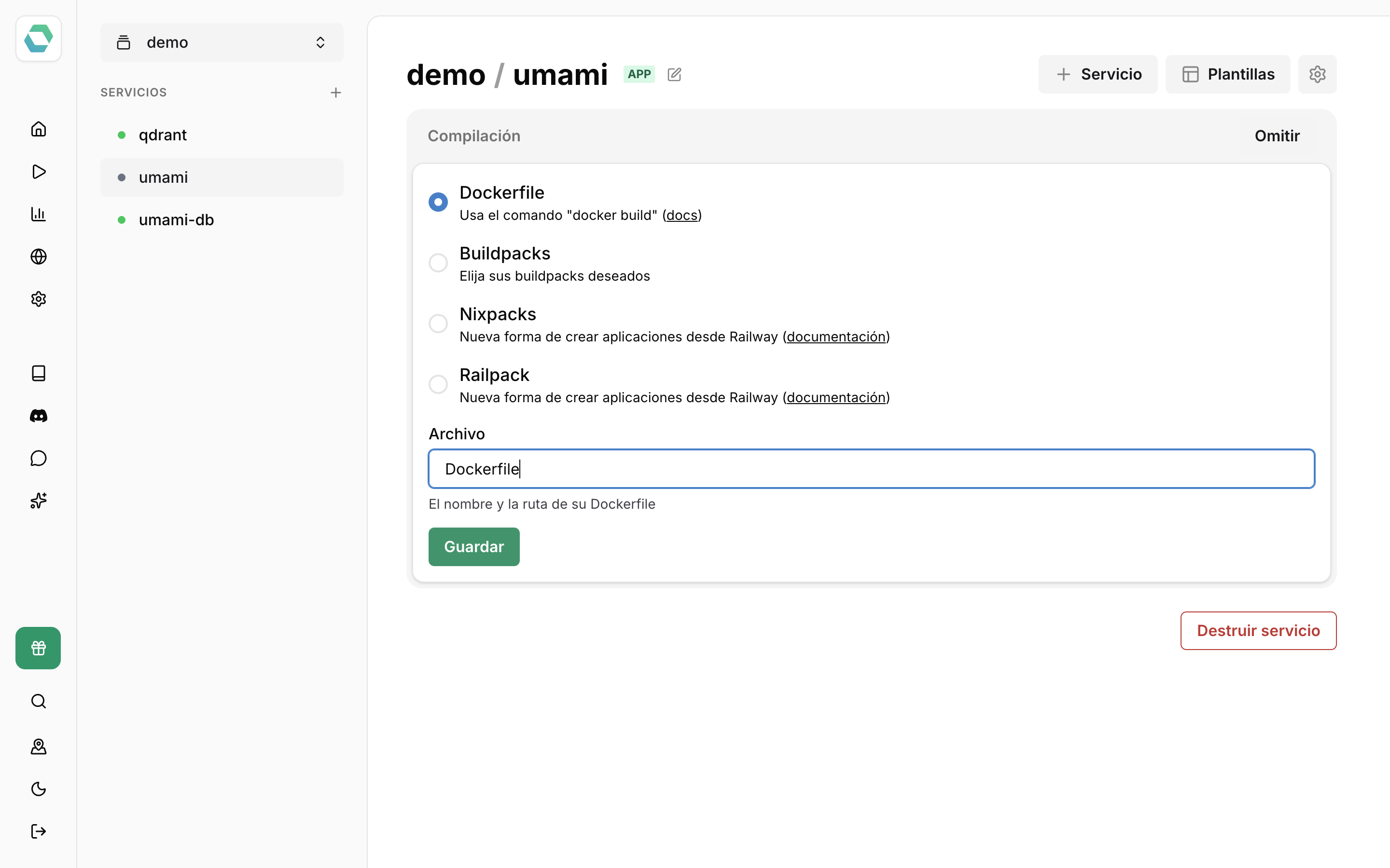 Bloque Compilación con Dockerfile seleccionado y el archivo Dockerfile