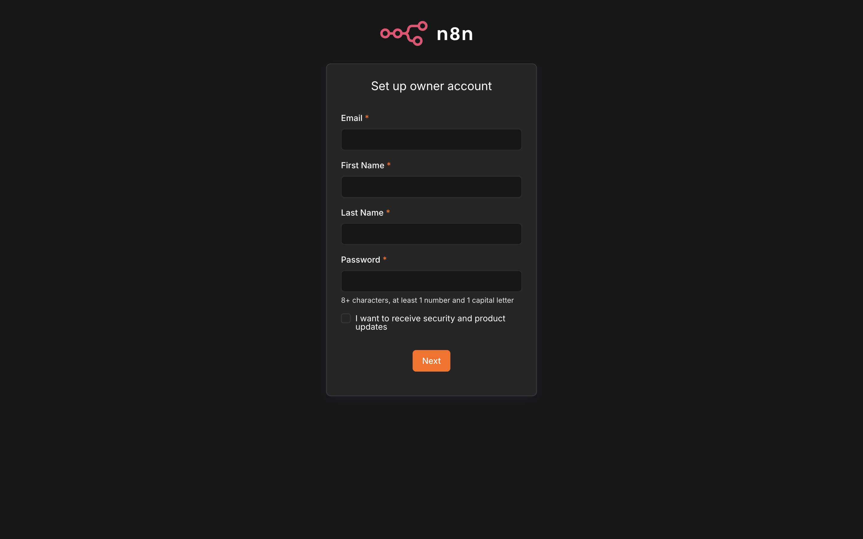 Formulario Set up owner account de n8n con los campos Email, First Name, Last Name y Password y el botón Next