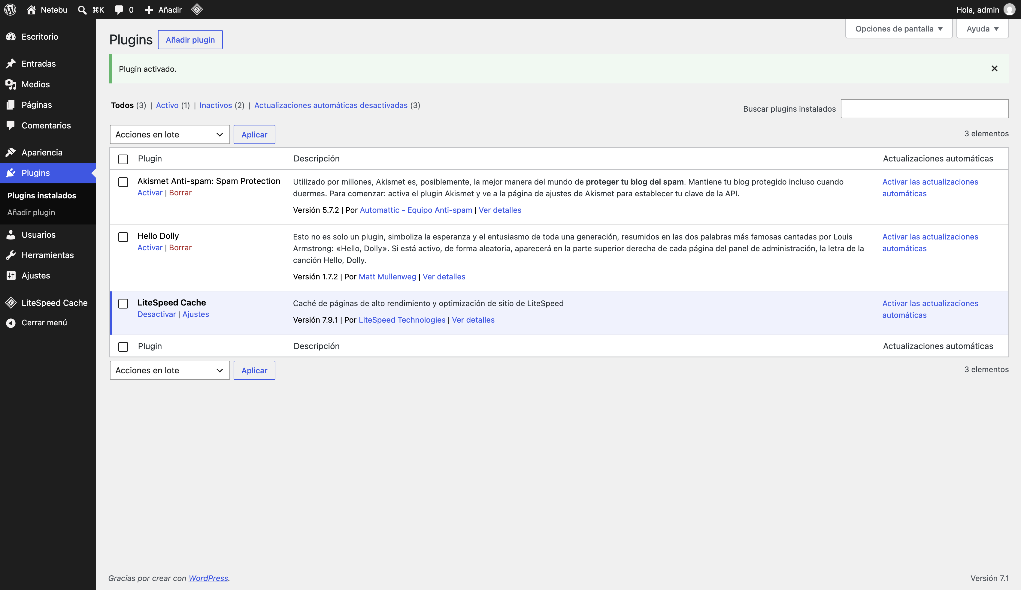 Lista de plugins instalados con LiteSpeed Cache activo y la entrada LiteSpeed Cache en el menú lateral de WordPress